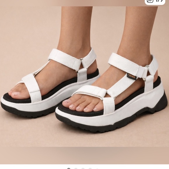 NWOT Teva Jadito Universal Platform Sandals - Picture 10 of 10